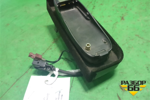 Держатель для телефона (A2198230311) для Mercedes Benz CLS C219 с 2004-2010г