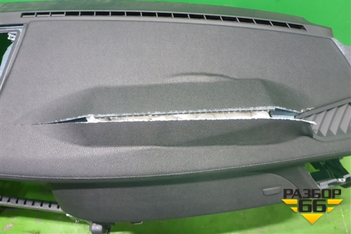 Торпедо под AIR BAG без AIR BAG (не под проектор) для BMW 7 серия F01/F02 с 2008г
