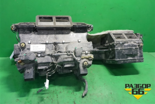 Корпус отопителя (в сборе без мотора) (2118300360) для Mercedes Benz CLS C219 с 2004-2010г