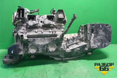 Корпус отопителя (в сборе без мотора) (2118300360) для Mercedes Benz CLS C219 с 2004-2010г