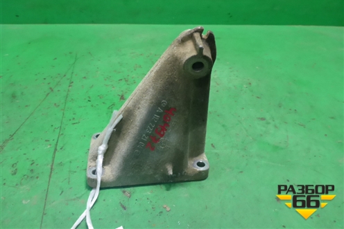 Кронштейн двигателя правый ( 5.0л M113) (A1132232104) для Mercedes Benz CLS C219 с 2004-2010г