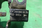 Замок капота (левый на панель) (A2198800060) для Mercedes Benz CLS C219 с 2004-2010г