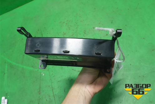 Ящик передней консоли (51169113674) для BMW 7 серия F01/F02 с 2008г