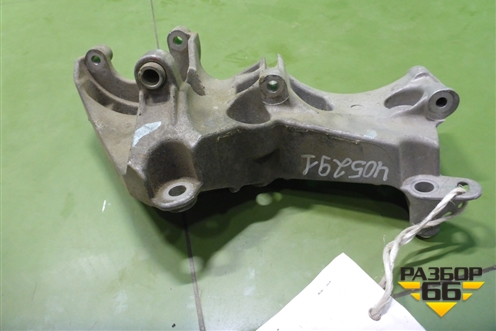 Кронштейн генератора (8200473400) для Nissan Almera G15 с 2012г