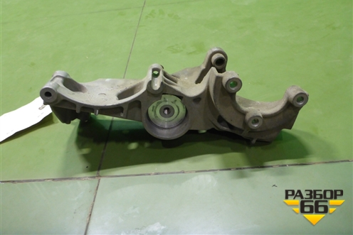 Кронштейн генератора (8200473400) для Nissan Almera G15 с 2012г