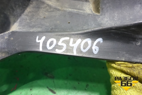 Пыльник двигателя боковой правый (51757228686) для BMW 7 серия F01/F02 с 2008г