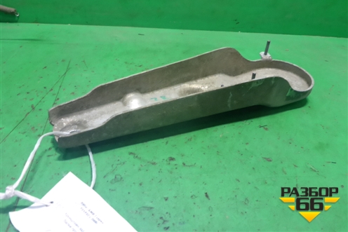 Кронштейн задней балки правый (33326782394) для BMW 7 серия F01/F02 с 2008г