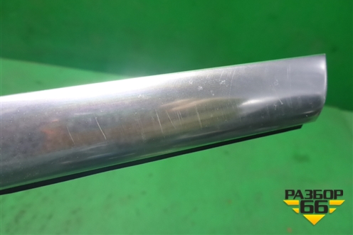 Накладка стекла заднего левого (хром Long) (51357179121) для BMW 7 серия F01/F02 с 2008г