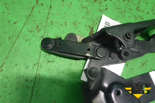 Петля капота левая (41007204555) для BMW 7 серия F01/F02 с 2008г