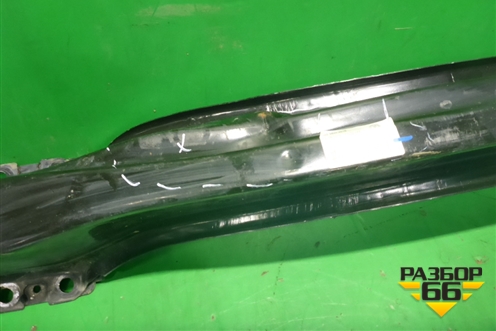 Усилитель заднего бампера (7P0807309A) для Volkswagen Touareg с 2010-2018г (Туарег)