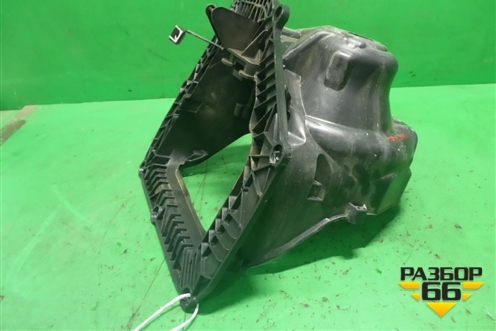 Кожух вентилятора (64119216213) для BMW 7 серия F01/F02 с 2008г