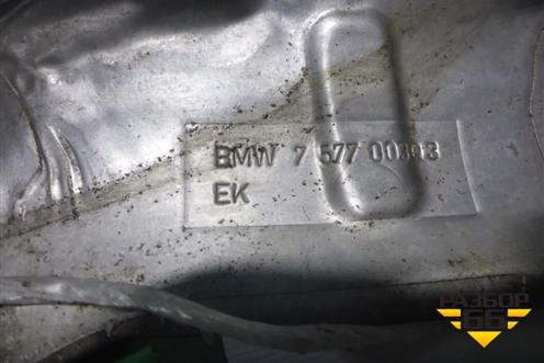 Экран тепловой (на двигатель) (757700303) для BMW 7 серия F01/F02 с 2008г