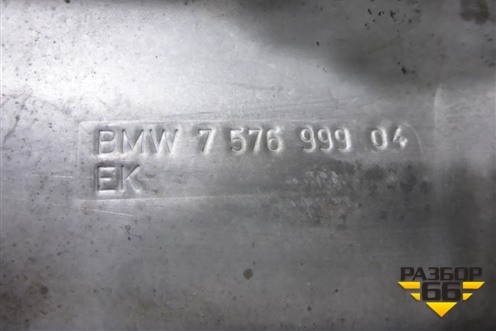 Экран тепловой (на двигатель) (757699904) для BMW 7 серия F01/F02 с 2008г
