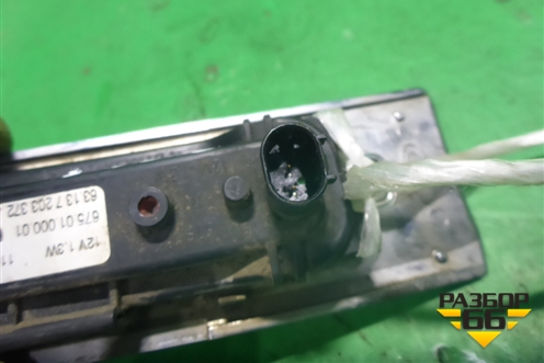 Повторитель на крыло правый (63137203372) для BMW 7 серия F01/F02 с 2008г