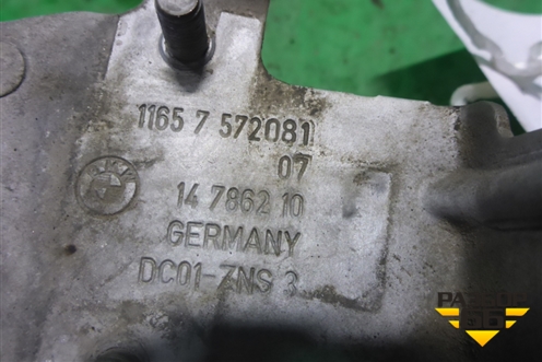 Кронштейн (электромагнитных клапанов 4.4л N63) (11657572081) для BMW 7 серия F01/F02 с 2008г