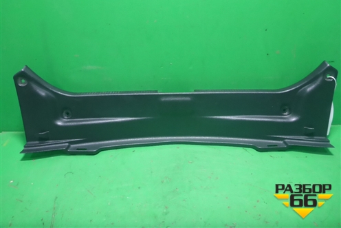 Обшивка багажника на заднюю панель (5838733140) для Toyota Camry V70 с 2017г