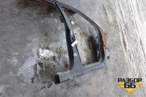Порог со стойкой правый для Lexus RX 300/330/350 с 2003-2009г