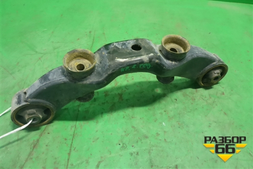 Кронштейн заднего редуктора ( 3.0л 1MZ АКПП) (5238048040) для Lexus RX 300/330/350 с 2003-2009г
