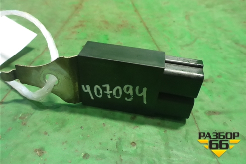 Реле (с двери багажника) (9098004172) для Lexus RX 300/330/350 с 2003-2009г
