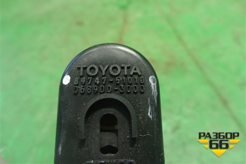 Реле (с двери багажника) (8974751010) для Lexus RX 300/330/350 с 2003-2009г