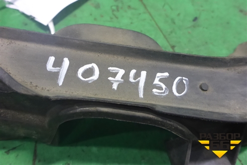 Пыльник переднего крыла левого (верхний под капотом) (51767183827) для BMW 7 серия F01/F02 с 2008г