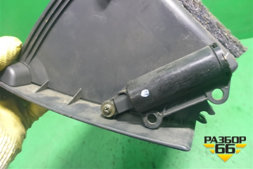 Бардачок (5555112340) для Toyota Corolla (E12) с 2001-2007г