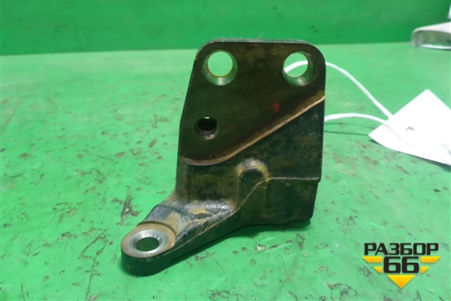 Кронштейн двигателя правый ( 1.6л 3ZZ) (1231522050) для Toyota Corolla (E12) с 2001-2007г