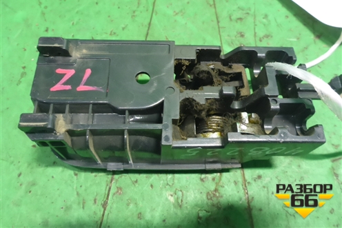 Ручка внутренняя двери задней левой для Toyota Corolla (E12) с 2001-2007г
