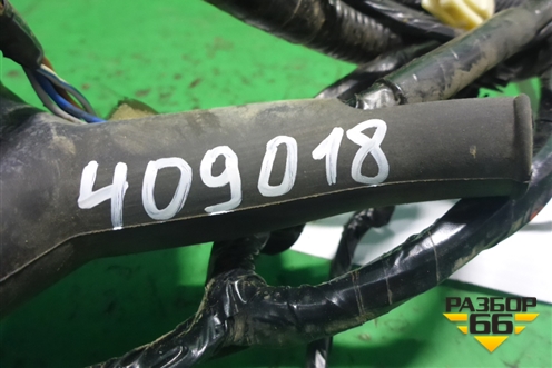 Проводка двери передней правой (MN151097) для Mitsubishi Lancer-9  с 2003-2008г