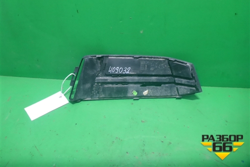 Решетка в передний бампер левая (S-Line) (8W0807681F) для Audi A4 (В9) с 2015г