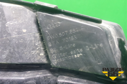 Решетка в передний бампер левая (S-Line) (8W0807681F) для Audi A4 (В9) с 2015г