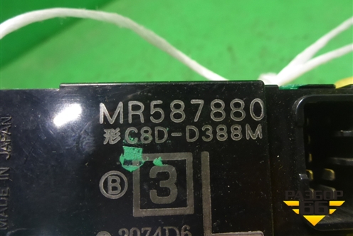 Кнопка стеклоподъёмника (задней левой) (MR587880) для Mitsubishi Lancer-9  с 2003-2008г