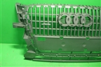 Решетка радиатора (до 2012г новая) (8R0853651A) для Audi Q5 c 2008-2017г