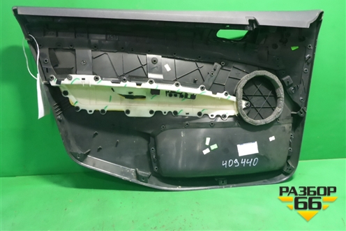 Обшивка двери передней правой под электрику (96761561ZD) для Peugeot 408 с 2012г