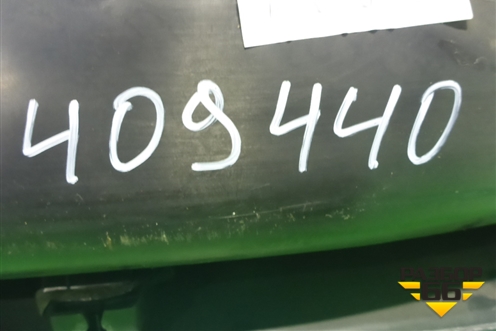 Обшивка двери передней правой под электрику (96761561ZD) для Peugeot 408 с 2012г