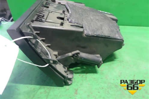 Бардачок (9680708277) для Peugeot 408 с 2012г