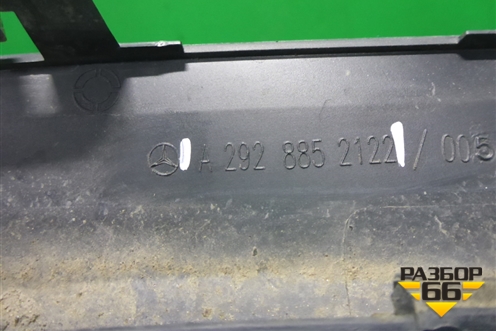 Накладка заднего крыла правого (A2928852122) для Mercedes Benz GLE-Klass (купе) C292 с 2015г