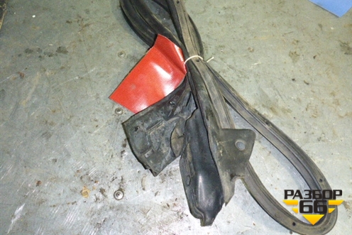 Уплотнитель двери (на дверь) для Subaru Impreza (GG-GD) с 2000-2007г