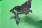 Площадка под аккумулятор (744100D010) для Toyota Yaris с 2005-2011г