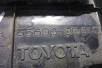 Накладка на торпедо (нижняя левая) (556060D010) для Toyota Yaris с 2005-2011г