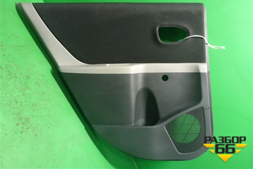Обшивка двери задней левой под механику (676400D390) для Toyota Yaris с 2005-2011г
