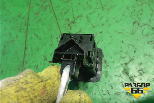 Выключатель пассажирской AIR BAG для Toyota Yaris с 2005-2011г