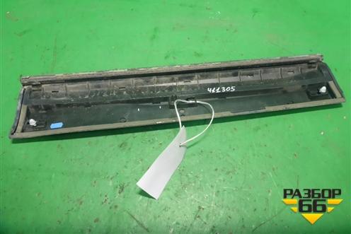 Накладка двери задней правой (до 2012г не крашеная) (8R0853970E) для Audi Q5 c 2008-2017г
