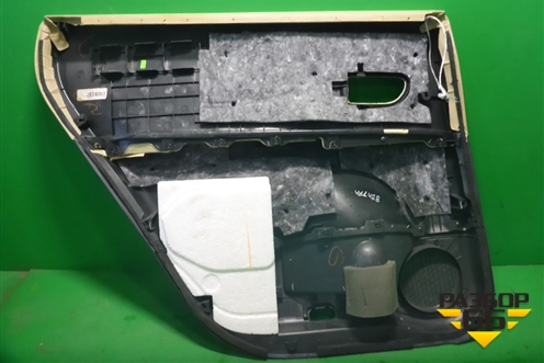 Обшивка двери задней правой под электрику (94220XA04AER) для Subaru Tribeca (B9)  с 2005г