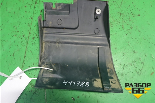 Накладка на порог наружная правая (передняя часть) (DGP000162PCL) для Land Rover Discovery 3 с 2004-2009г