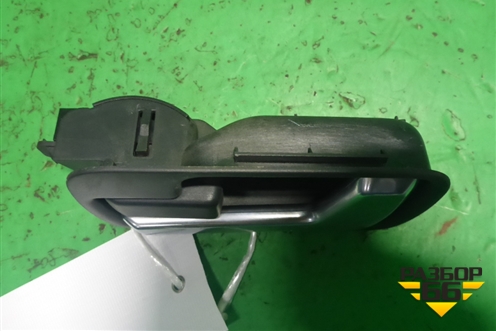 Ручка внутренняя двери задней левой (FVC500136) для Land Rover Discovery 3 с 2004-2009г