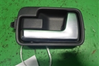 Ручка внутренняя двери задней левой (FVC500136) для Land Rover Discovery 3 с 2004-2009г