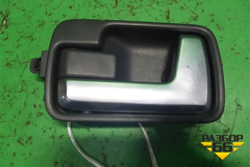 Ручка внутренняя двери передней левой (FVC500136) для Land Rover Discovery 3 с 2004-2009г