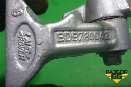 Петля двери задней правой верхняя (BDB780042) для Land Rover Discovery 3 с 2004-2009г