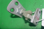 Петля двери передней правой нижняя (BDB780062) для Land Rover Discovery 3 с 2004-2009г